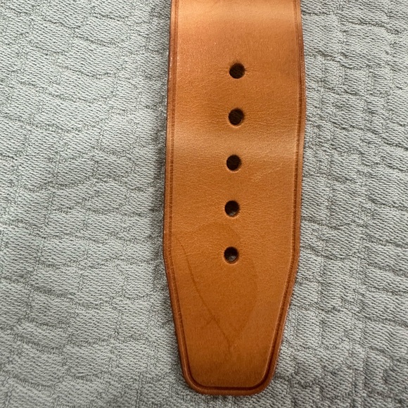 Louis Vuitton Tan Leather Buckle Bracelet with Gold Hardware - Picture 6 of 10